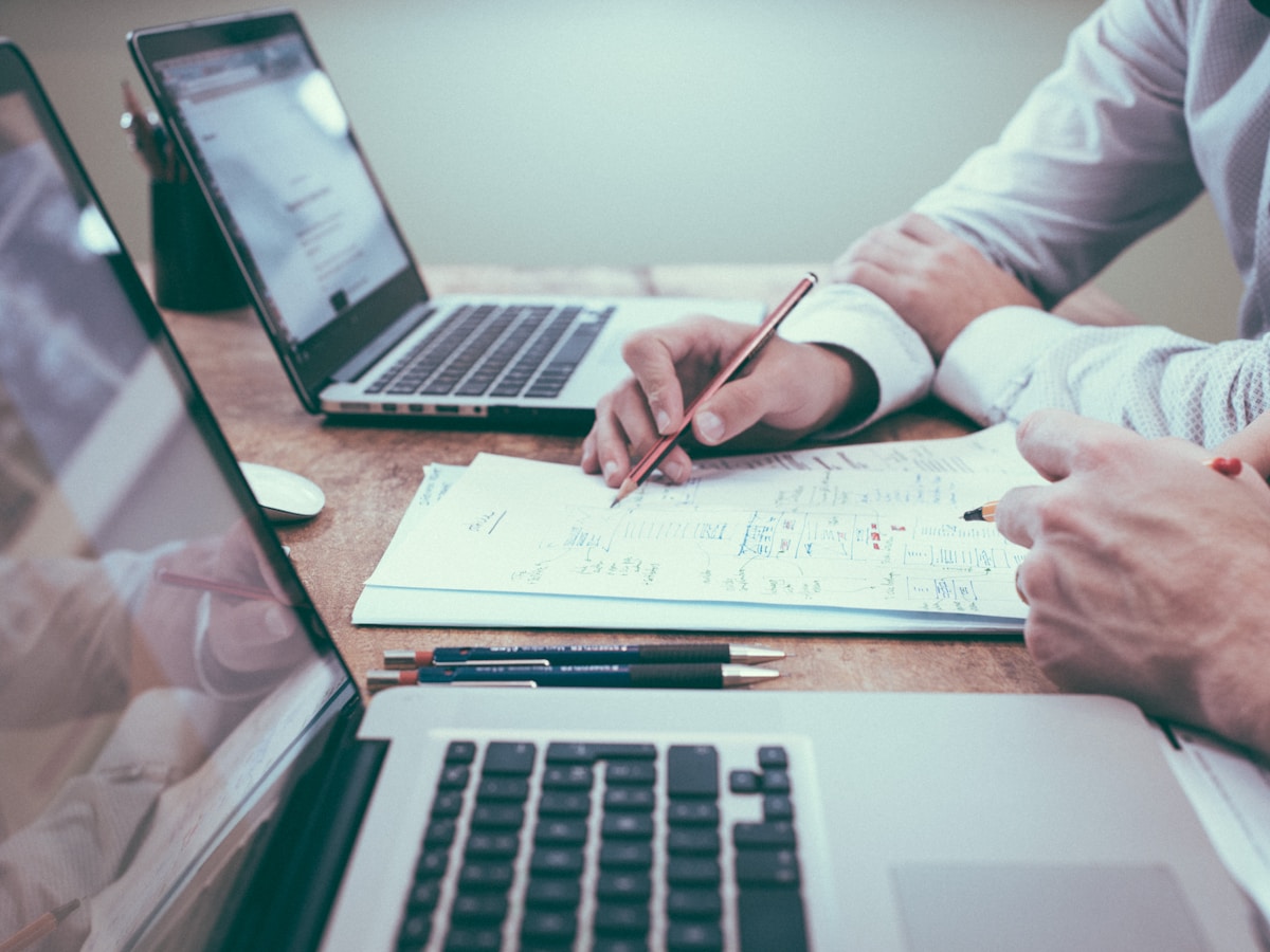 Financial advisor virtual assistant team